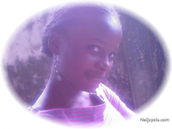 cool babe isnt it? - click for next photo