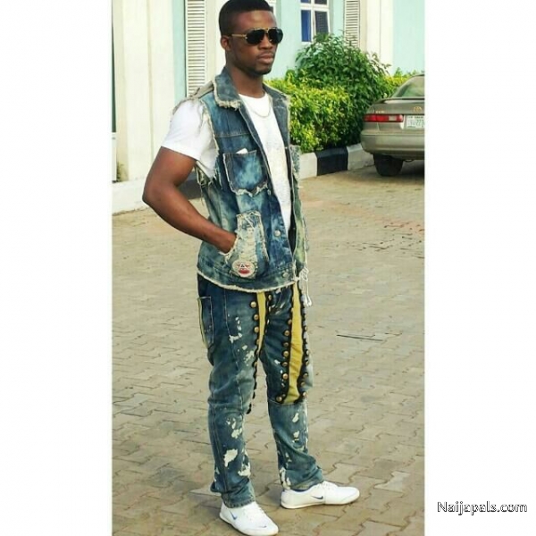 badoo - click for next photo