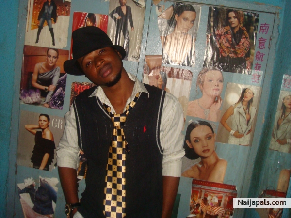 frankyluv - click for next photo