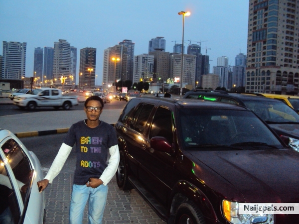  - click for next photo