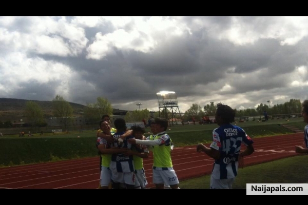 Goal for my fans - click for next photo