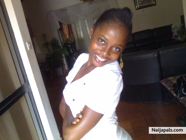 Mia - click for next photo