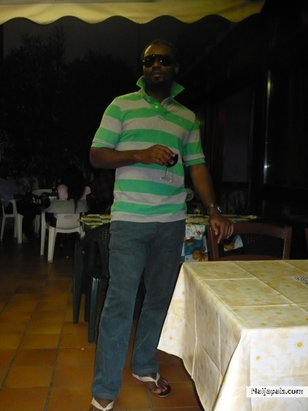  - click for next photo
