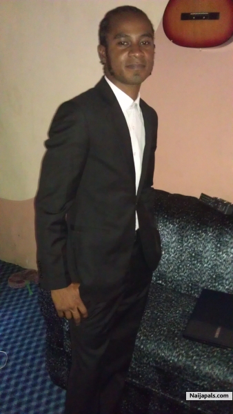 MEE - click for next photo