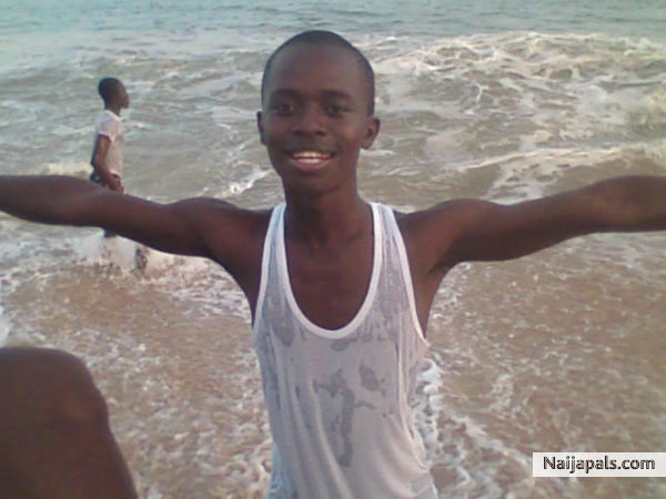  - click for next photo