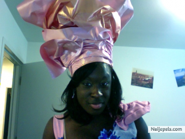 Loveeee big hair accessories. - click for next photo
