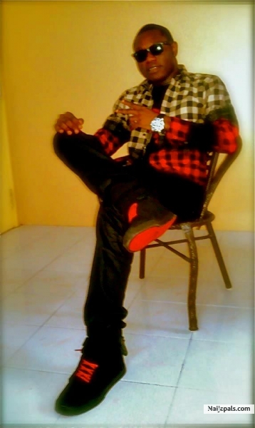  - click for next photo