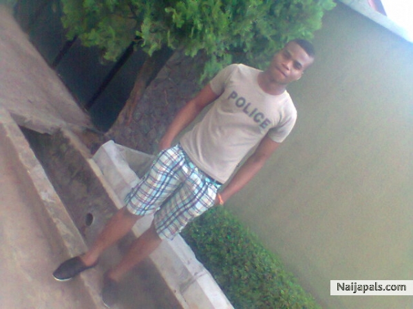 IS MR MAY D BOY - click for next photo
