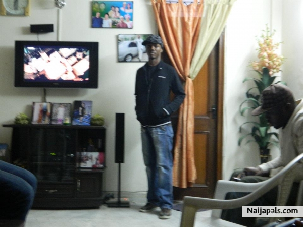  - click for next photo