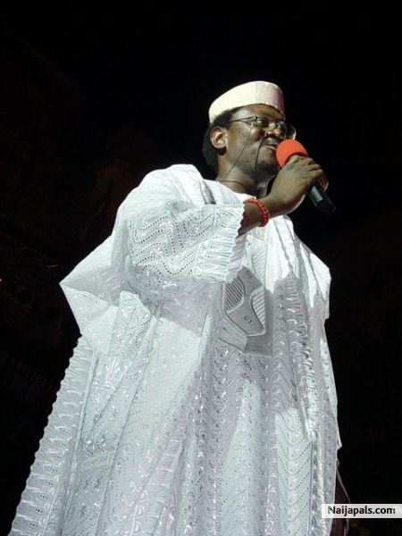 Ohun ani la gbe laruge - click for next photo