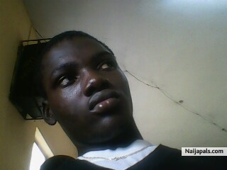 Badoo - click for next photo