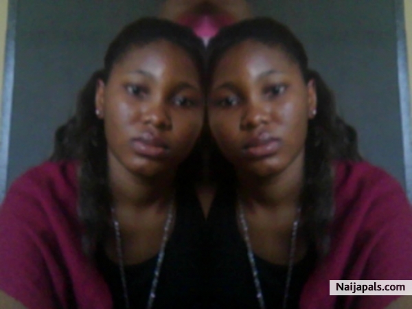 twiny - click for next photo