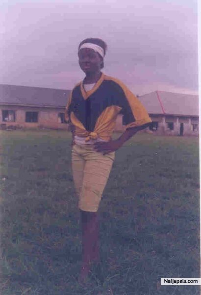 it take' s something to be an athlete but there must be a coach to cheer! - click for next photo
