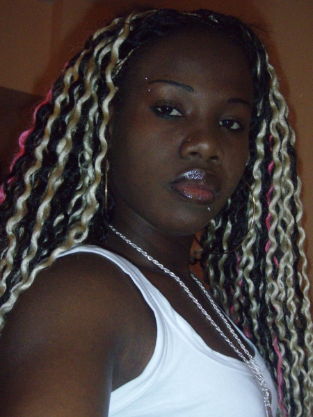  - click for next photo