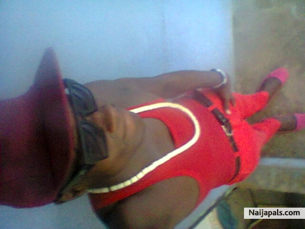 3dient boy its sharkiBui - click for next photo