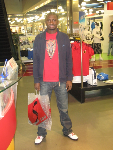  - click for next photo