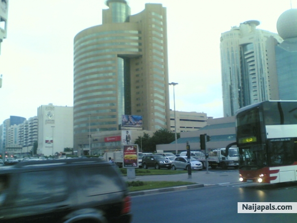  - click for next photo