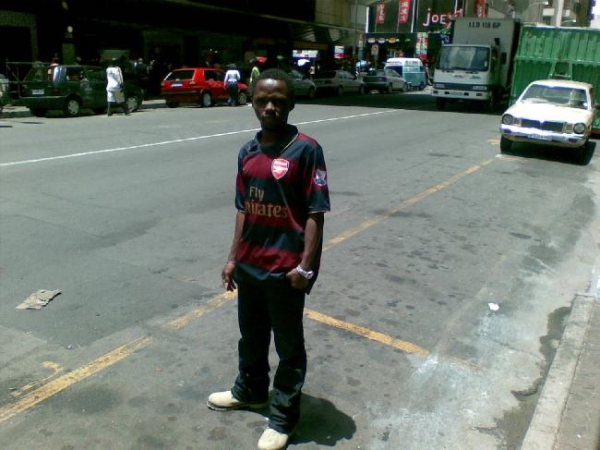  - click for next photo
