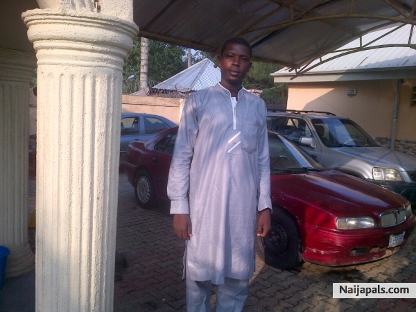  - click for next photo