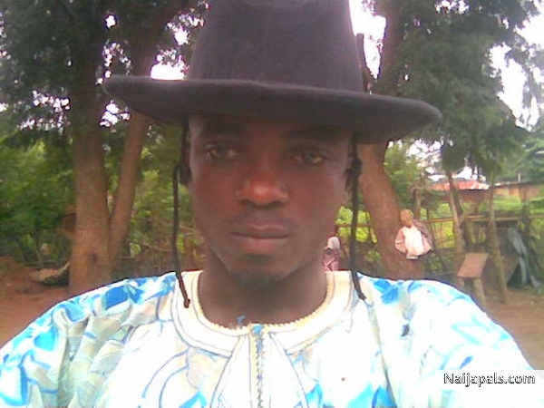  - click for next photo