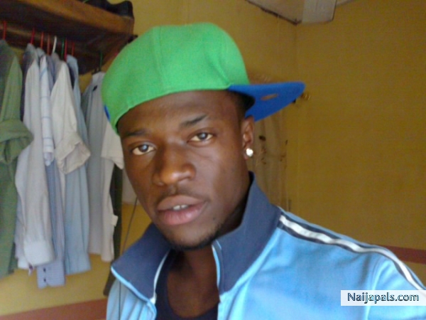  - click for next photo
