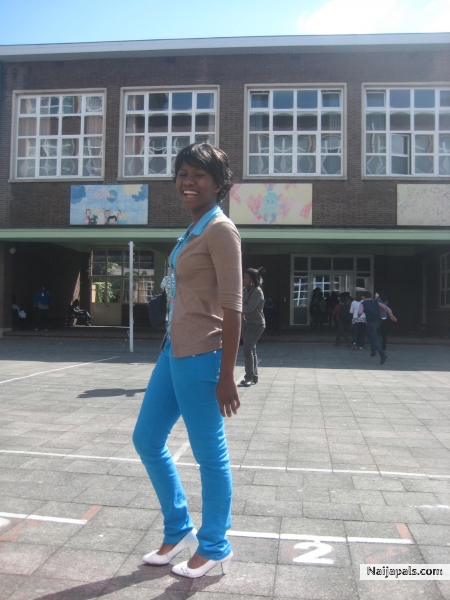  - click for next photo