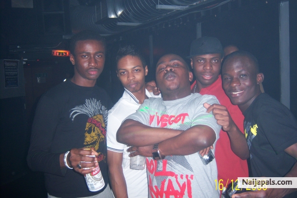 Skool Bee and CREW - click for next photo