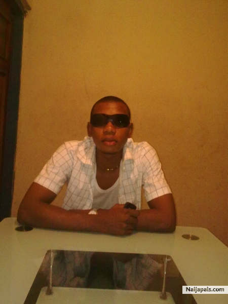 Na me be T-Baba - click for next photo