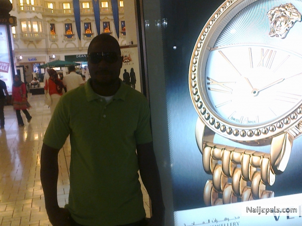  - click for next photo