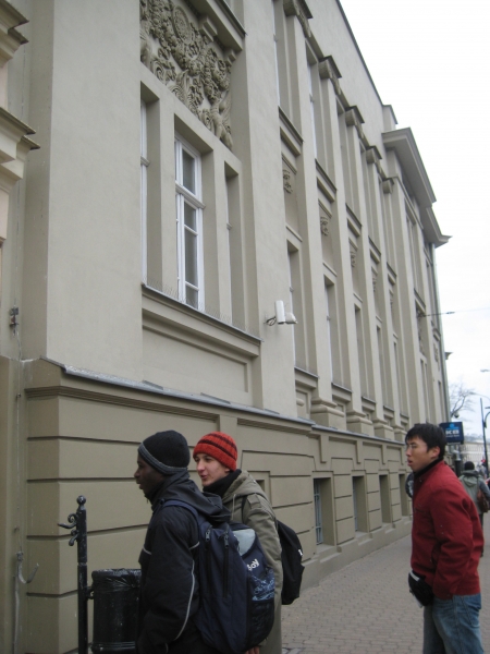  - click for next photo