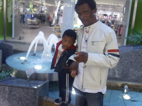  - click for next photo