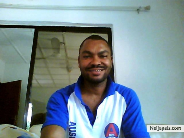 smiley - click for next photo