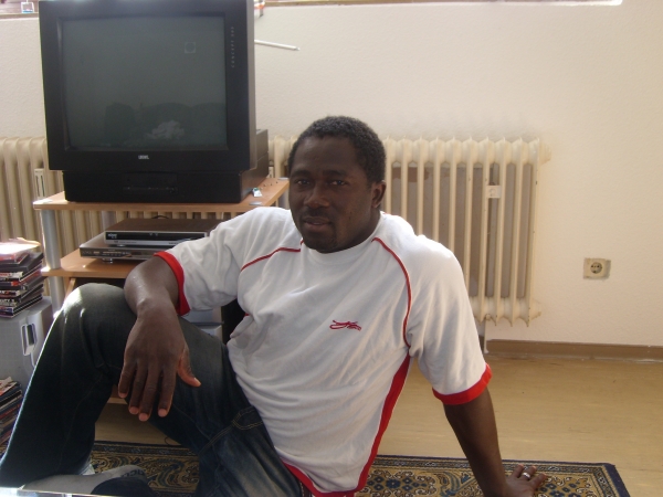  - click for next photo