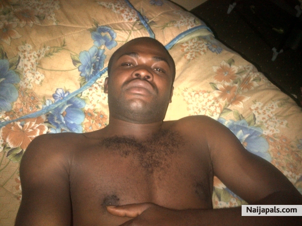Just flexing my lonely life - click for next photo