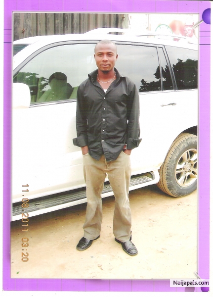  - click for next photo