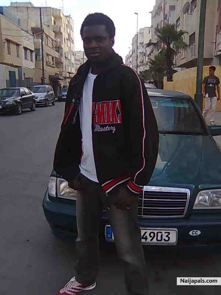  - click for next photo