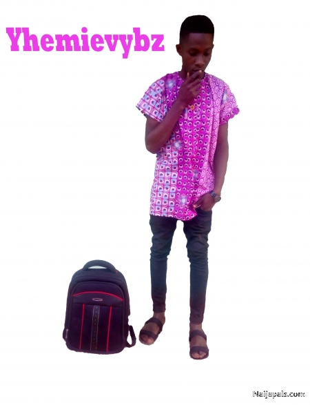 Issa Real Men Thin - click for next photo