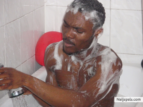 i dey baff - click for next photo