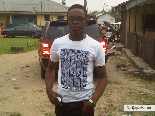 joiin me @nd celebrate cos its christmas!!! - click for next photo