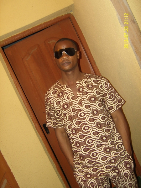  - click for next photo