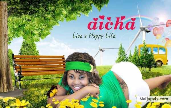 je mappel aicha jaime bien a chatter avec les amie - click for next photo