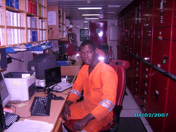  - click for next photo