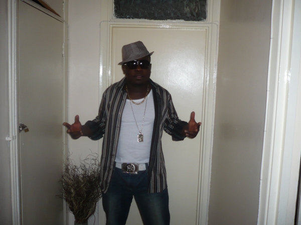  - click for next photo