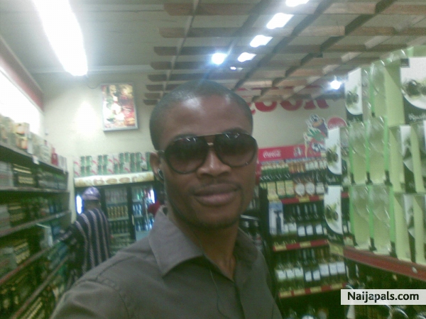 gone for shopping - click for next photo