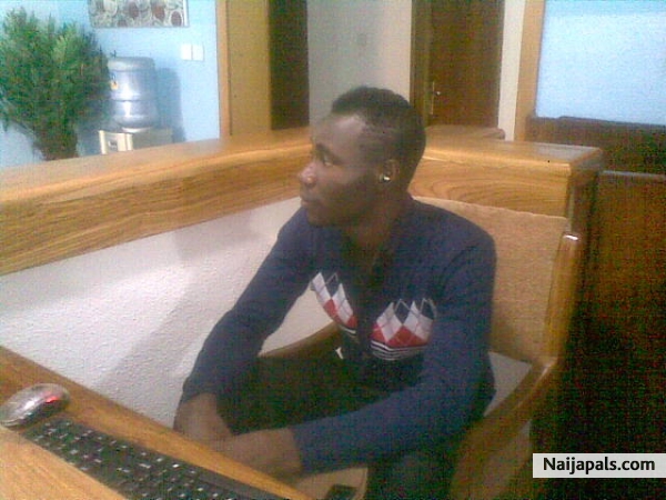  - click for next photo