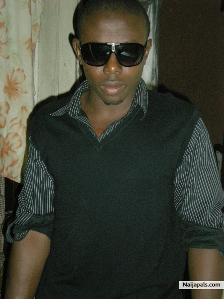 zee - click for next photo
