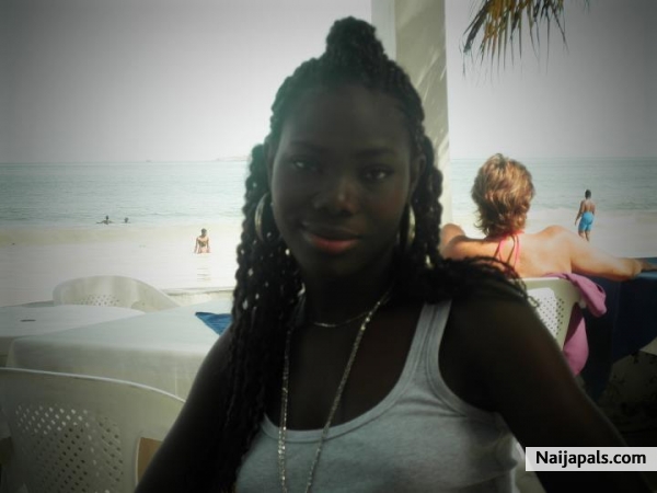  - click for next photo