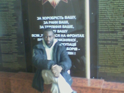  - click for next photo