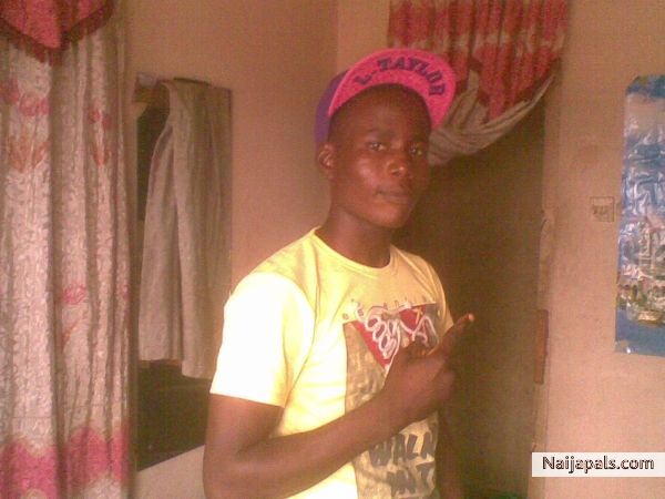  - click for next photo