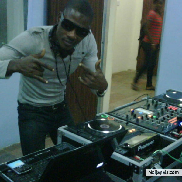 TESTY RECORDS - click for next photo